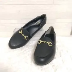 超美品☆ELLE PLANETE 黒ローファー 金色チェーン装飾　24.5cmのサムネイル