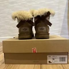 UGG T MINI BAILEY BOW II
