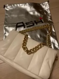 ASH アッシュ チェーン バッグのサムネイル