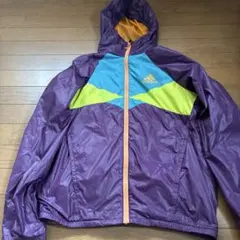 adidasウィンドブレーカーのサムネイル