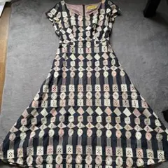 jocomomola 幾何学模様 総刺繍　 たぬき様のサムネイル