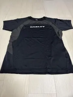 oakley Tシャツ