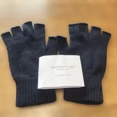 Johnstons of Elgin カシミヤ 指なしグローブ ネイビー