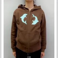 labyrins イルカ刺繍ブラウンパーカー Sサイズ LABYRINS イルカプリント パーカー Sサイズ Shury - メルカリ