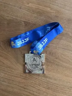 Item thumbnail for item c6a6033d-6c16-4a4d-aebf-82dbf8d2edd6