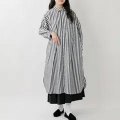 美品　ユニヴァーサルティシュ　コットンストライプボリュームスリーブロングシャツ