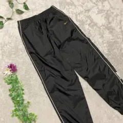 【NIKE】ナイロンパンツ メンズ 黒 金刺繍ラベル 裾ファスナー M ジャージ