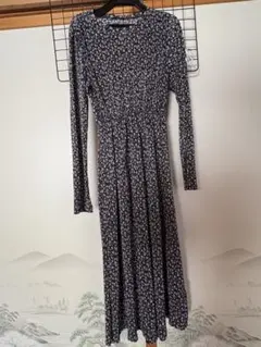 ZARA ワンピース 花柄