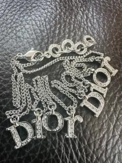 Dior ロゴチャーム ネックレス