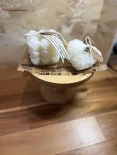 手作りのホワイトのキャンドルセット
