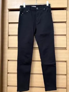 YANUK ブラックスキニーパンツ 25