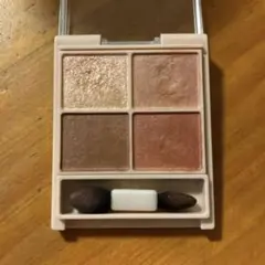 キャンメイク　シルキースフレアイズ(マットタイプ) M02