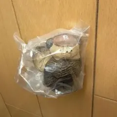 たかはたまさお 木彫り風くま　良い球なげ熊