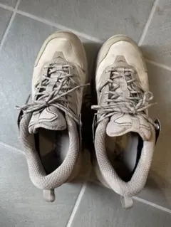 HOKAOENONE スニーカー　GORE-TEX FE1220K【27.5】のサムネイル