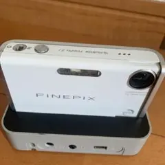 Fujifilm FinePix デジタルカメラ 5100万メガピクセルのサムネイル