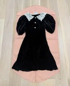 ミュウミュウmiumiuのワンピース ベルベット 時間限定セールのサムネイル