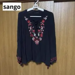 sango サンゴ 刺繍入り フレアスリーブ ブラウス シャツ トップスのサムネイル