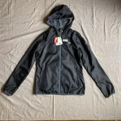 Puma パッカブルジャケット　ウィンドブレーカー ドット　ブラック