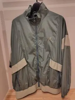 New Balance オリーブグリーン ナイロンジャケット