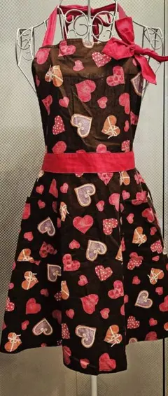 【最終値下げ】【未使用】ハート柄ブラウンピンクエプロン