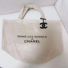 DANS LES SERRES DE CHANEL トートバッグ麻チャーム付き - メルカリ