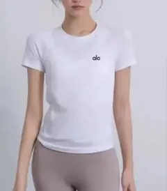 Alo Yoga 半袖 Tシャツ ホワイト - メルカリ