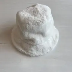 ホワイトファーハット