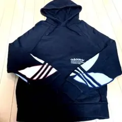 アディダス　adidas パーカー