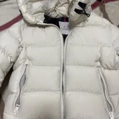 MONCLERデュボアのサムネイル