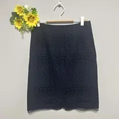courreges タイトスカート 膝丈　ネイビー レース模様　38 コットンのサムネイル