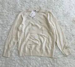 【新品】UNIQLO カシミヤクルーネックセーター オフホワイト ユニセックス