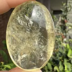 シトリン　55.4g パーム　非加熱　握り石 　自然石　底面磨き①