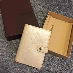 ルイヴィトン手帳 ヴェルニ
