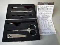 Audi オリジナルエチケットセット