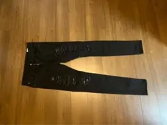 ミニマル　スリムフィットデニム　32 即日発送