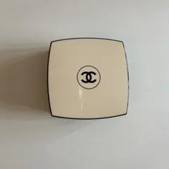 CHANEL ヘルシーグロウクッション　ケースのサムネイル