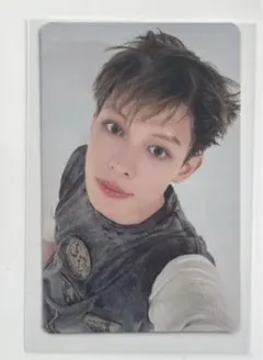 CORTIS コルティス yizhiyu トレカ　ラキドロ ジェームス