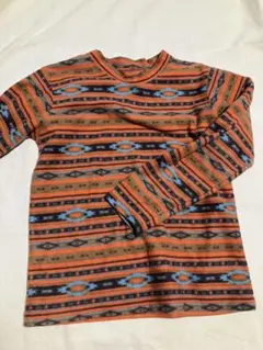 150サイズ　オレンジ青幾何学模様長袖カットソー　フリース？素材