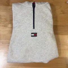 TOMMY JEANS ひざ丈 ハーフジップ フーディー 半袖ワンピース