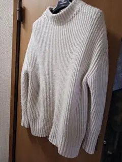 無印良品　アイボリー リブ編み ハイネックセーター