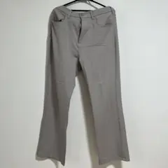 ホワイト フレアパンツ スラックスのサムネイル