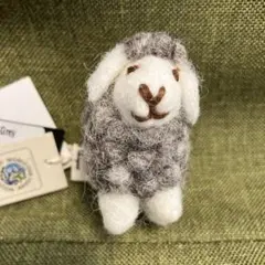 羊毛フェルト 羊さん　グレー
