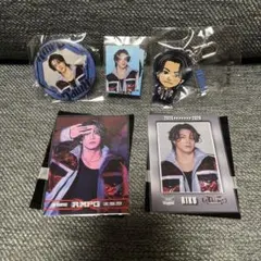 【RIKU ステッカー 缶バッジ フォトカード 2連キーホルダー】 ランペ