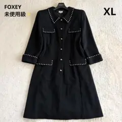 希少大きいサイズ42✨未使用級 FOXEY ロゴボタン ブレード ワンピース 黒のサムネイル