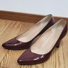 フィン　エナメルポインテッドトゥパンプス　23㎝