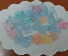 刺繍モチーフ 花と蝶 15個以上