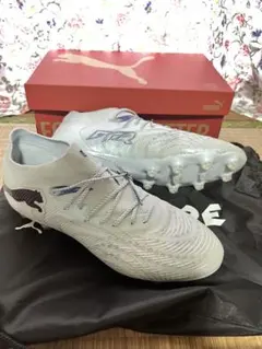 PUMA サッカースパイク FUTURE Kingの袋付き - メルカリ