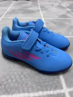 新品未使用　adidas（アディダス）トーレニングシューズ　18センチ
