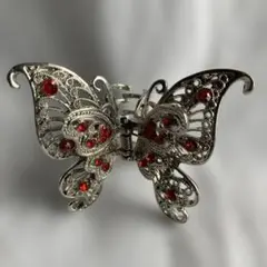 ヘアクリップ　バタフライ　蝶々