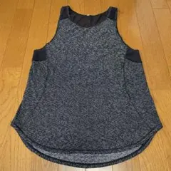 リブ編みダークグレータンクトップ - メルカリ